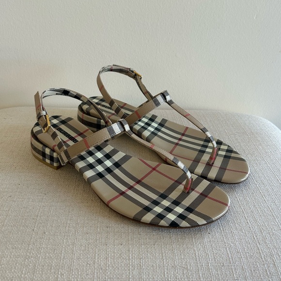 Burberry Emily Check Sandals - Picture 2 of 10